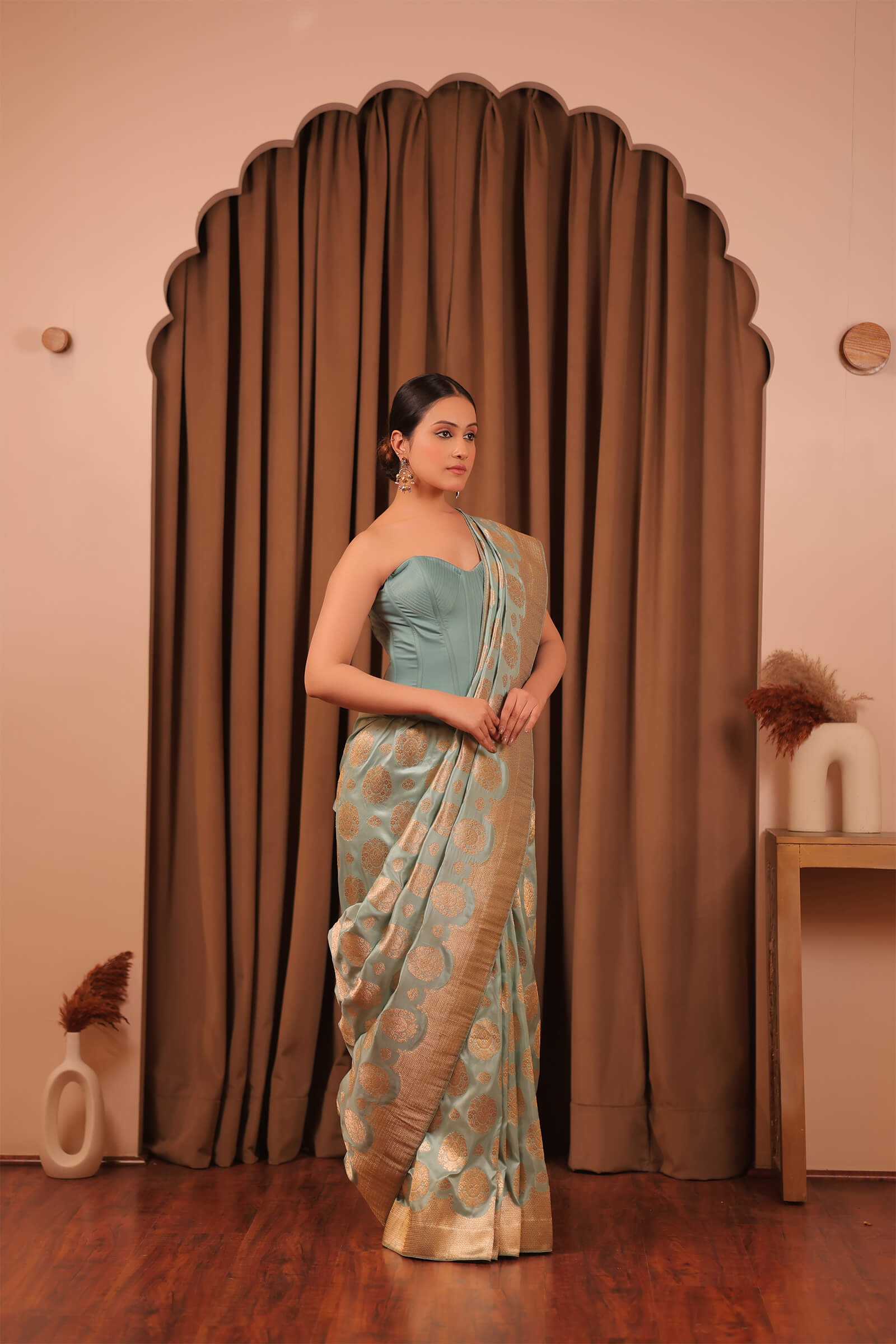 Aqua Handloom Silk Katan Banarasi Jangla Kadwa Butta Saree