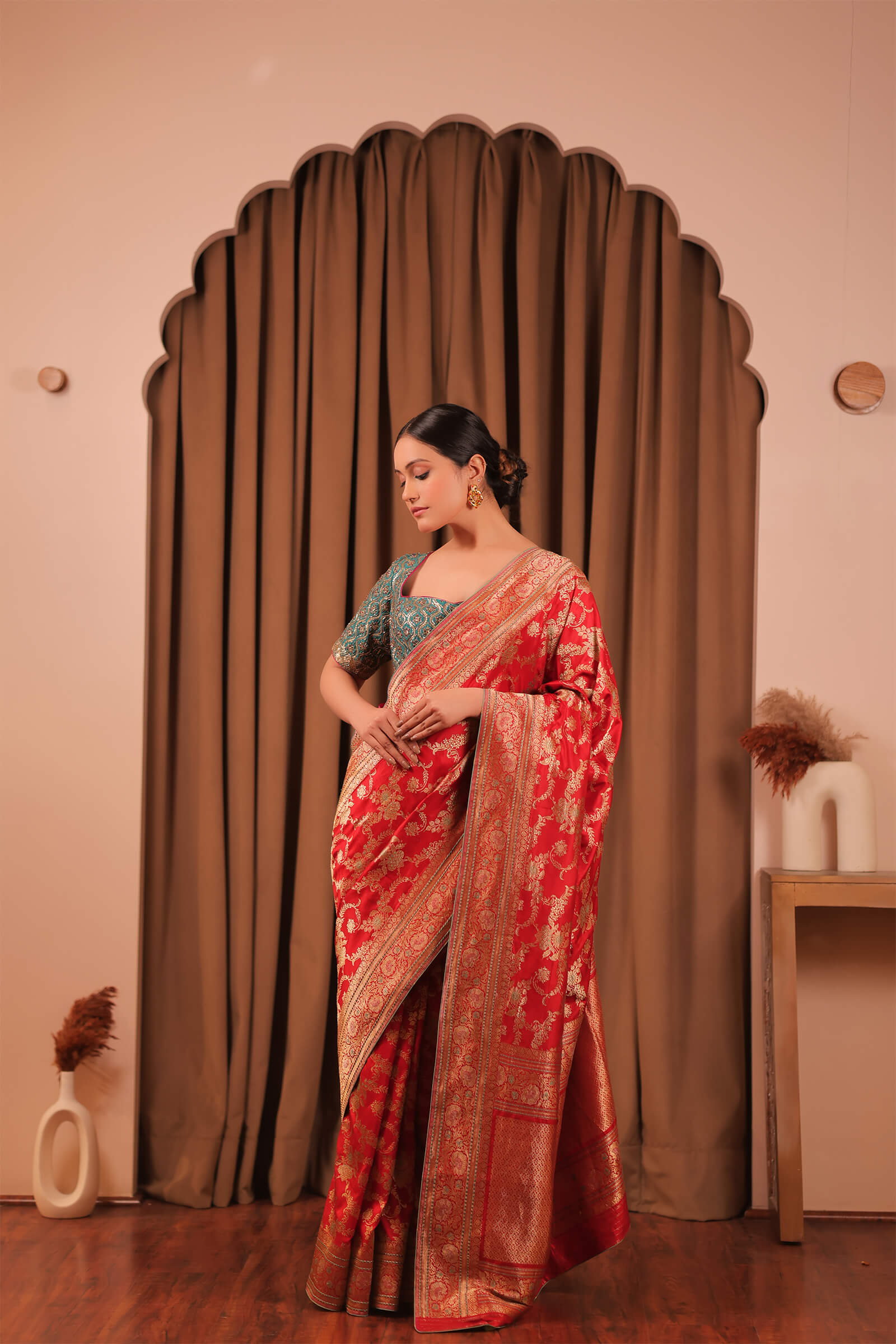 Red Handloom Silk Katan Banarasi Jangla Kadwa Saree