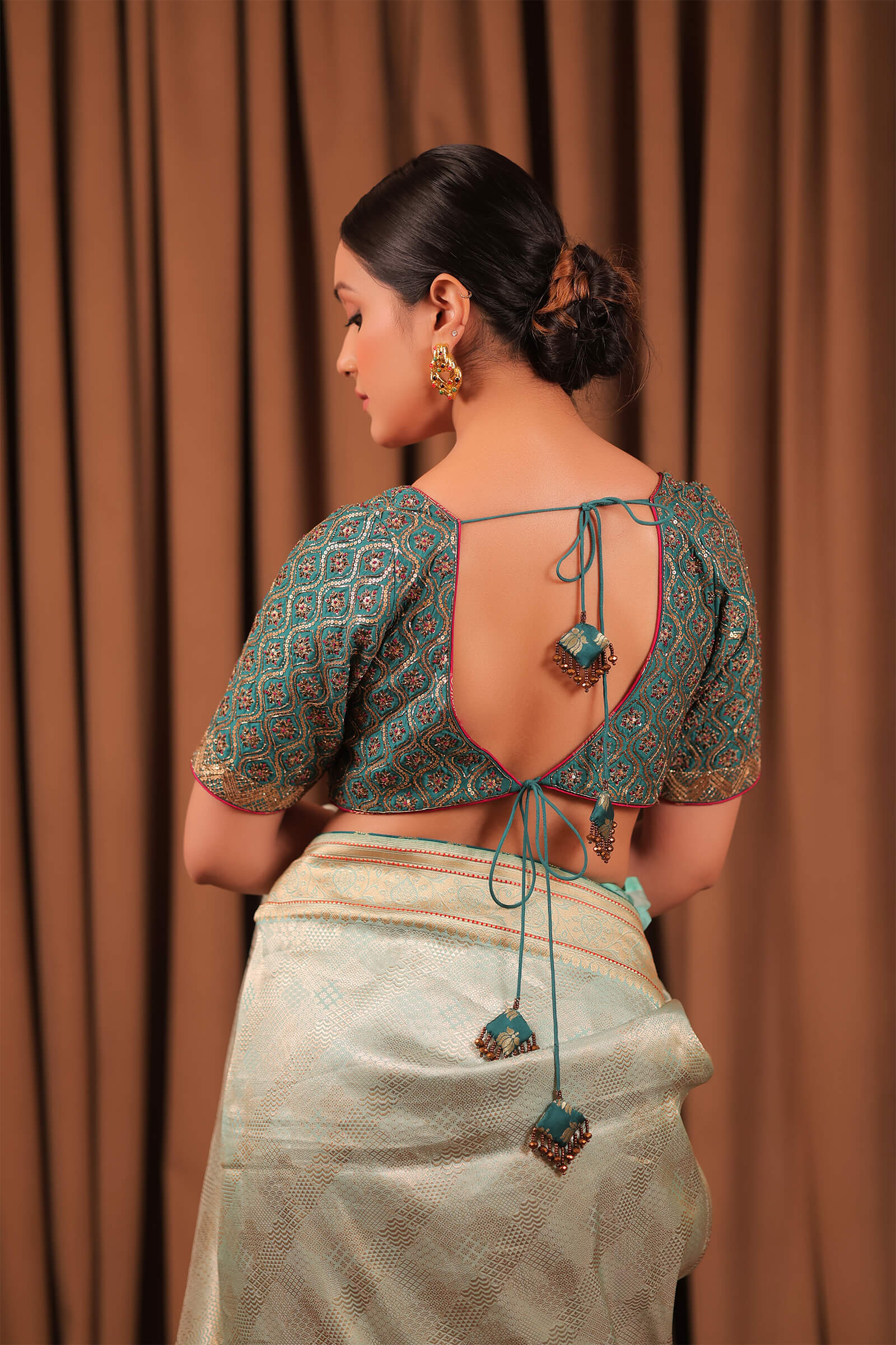 Aqua Handloom Silk Katan Banarasi Jangla Saree