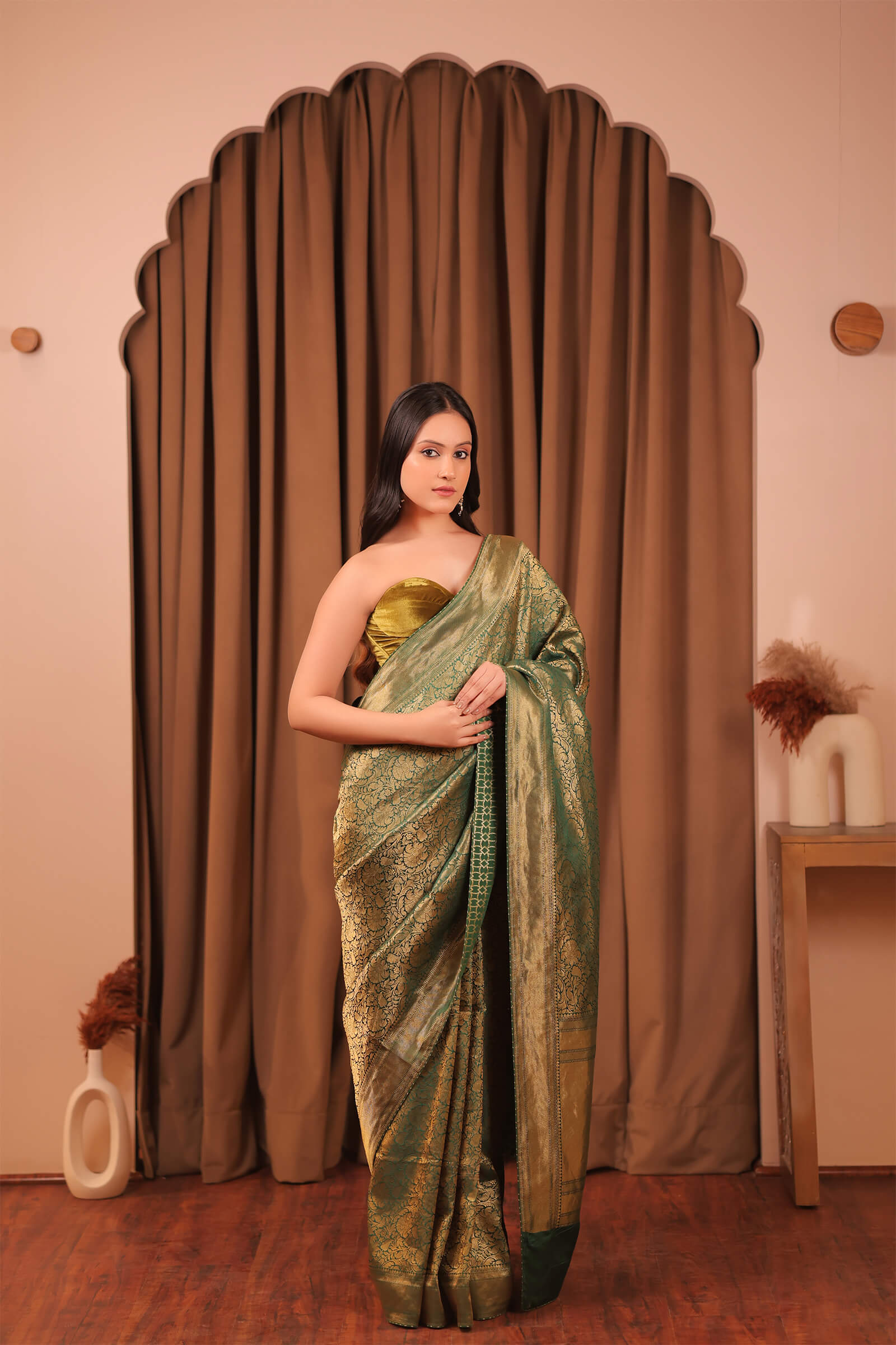 Green Handloom Silk Katan Banarasi Jangla Antique Saree