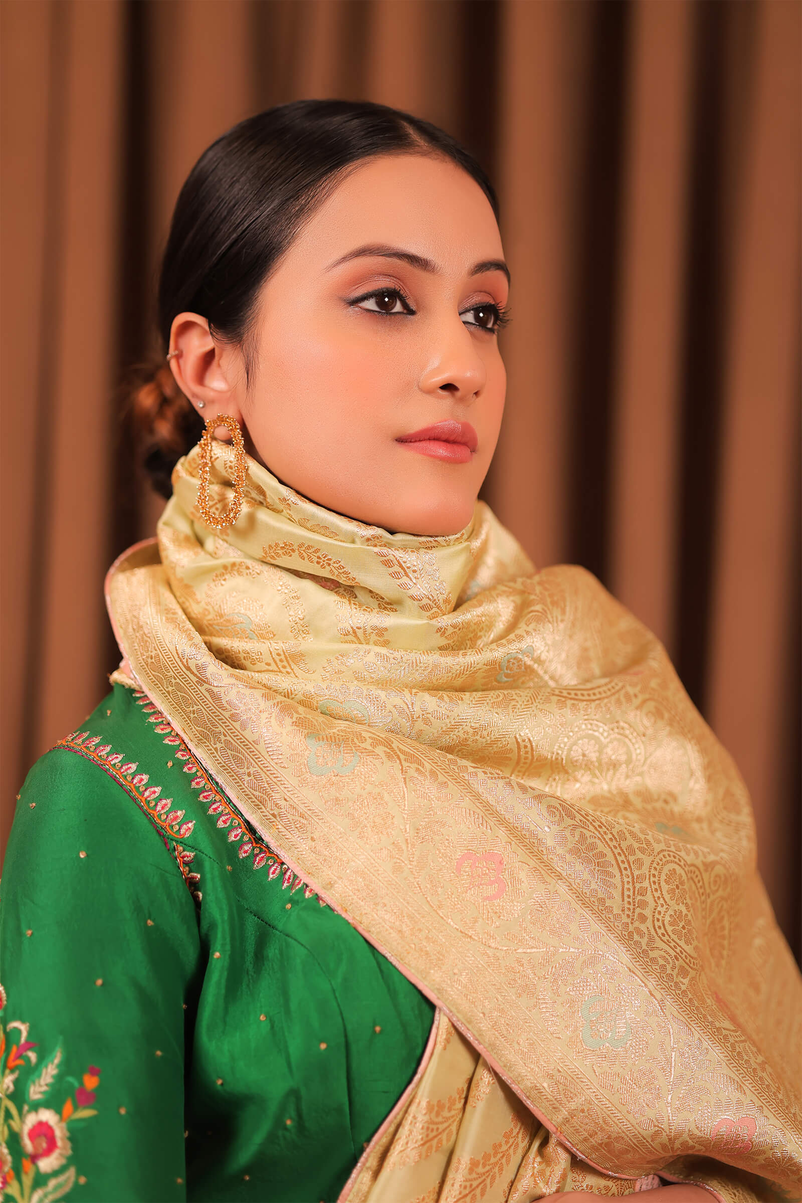 Aqua Handloom Jangala Katan Silk Banarasi Saree