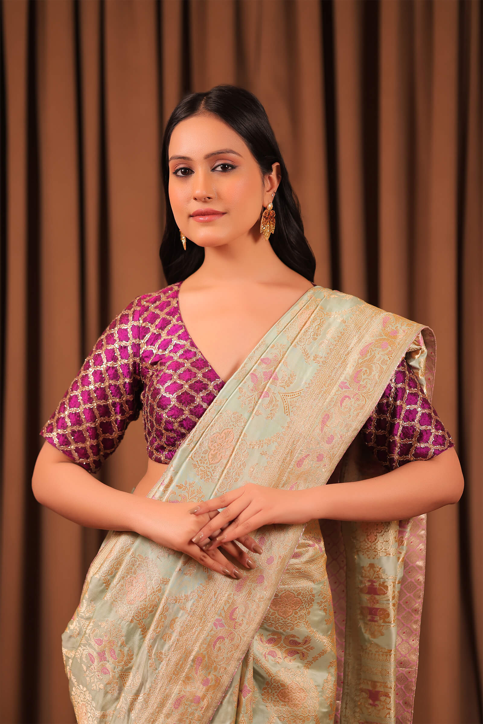 Aqua Handloom Pure Zari Jangala  Banarasi Saree