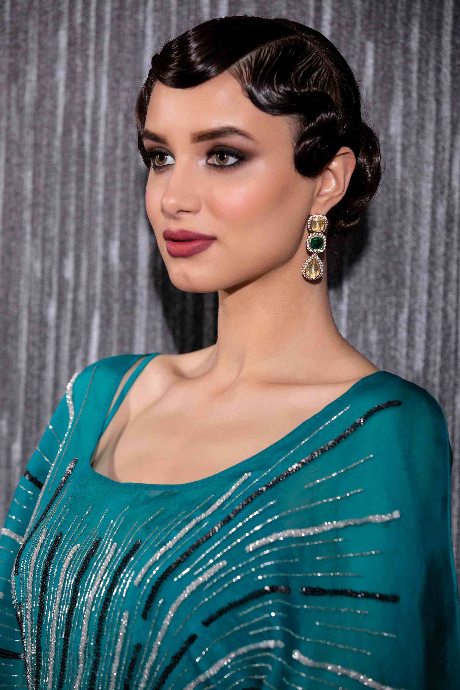 Hand Embroidered Saree With Kimono Sleeves Blouse