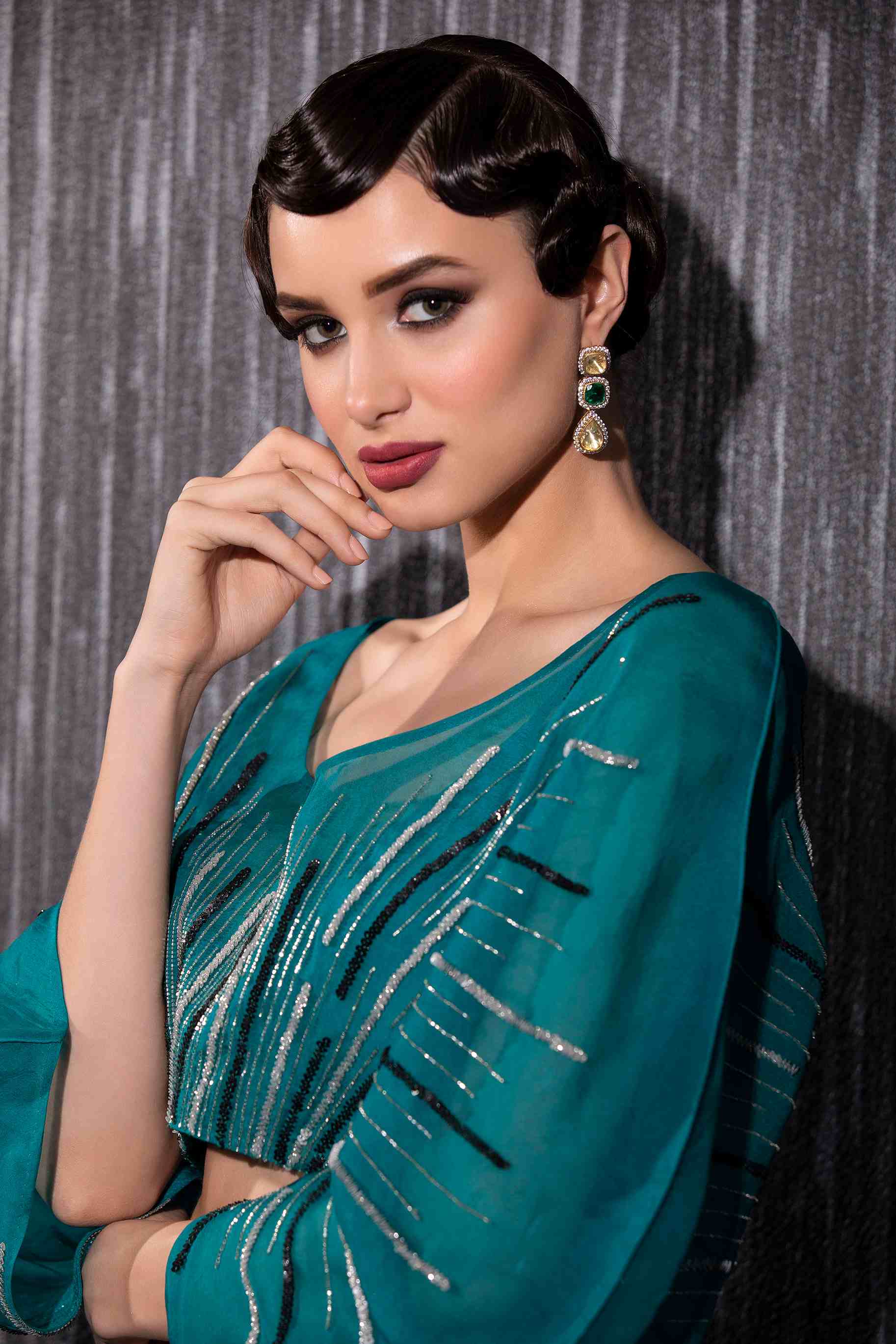 Hand Embroidered Saree With Kimono Sleeves Blouse