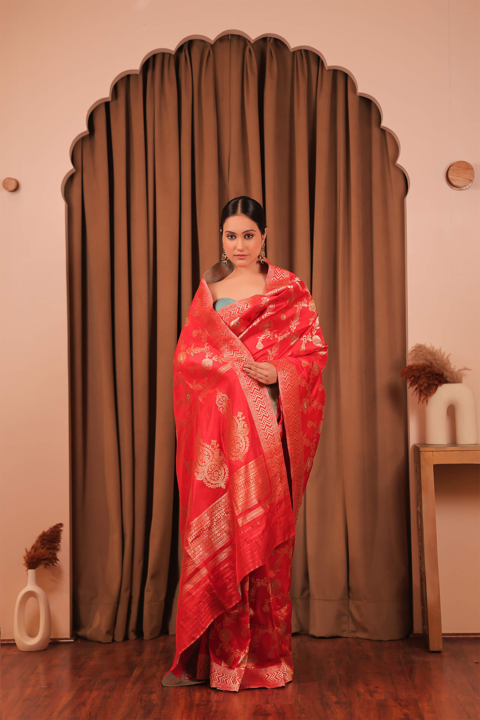 Red Handloom Silk Katan Banarasi Jangla Kadwa Meena Saree