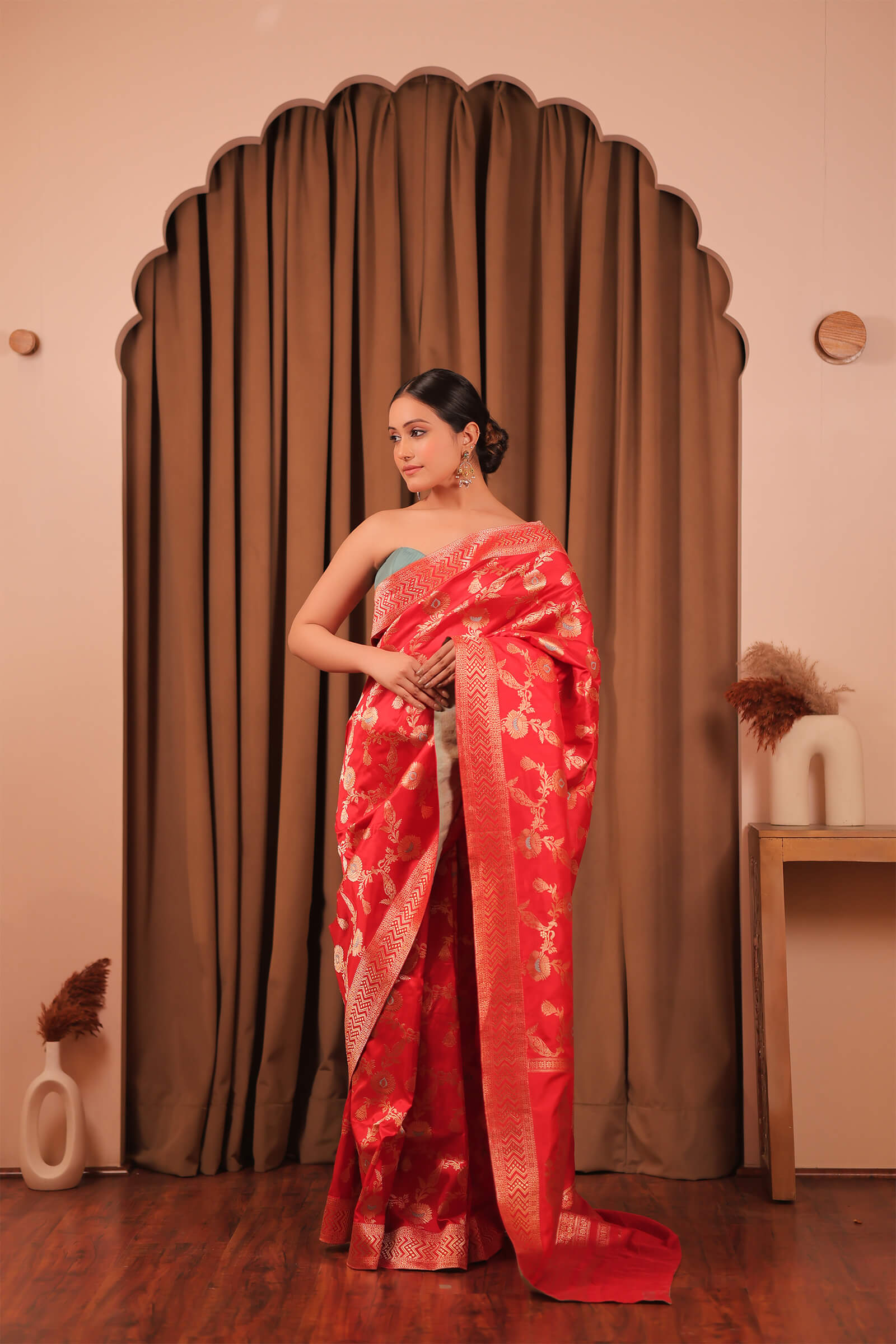 Red Handloom Silk Katan Banarasi Jangla Kadwa Meena Saree