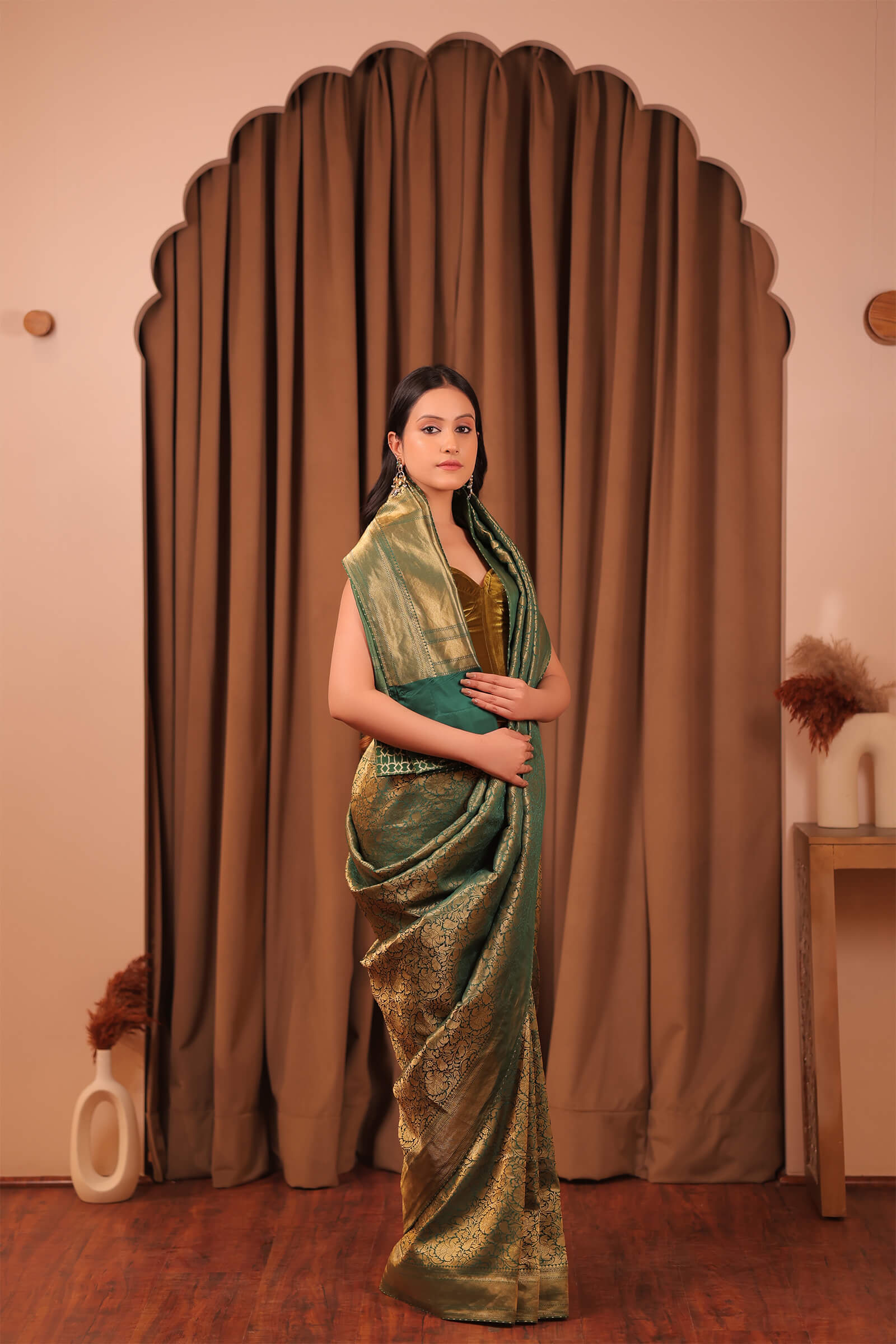 Green Handloom Silk Katan Banarasi Jangla Antique Saree