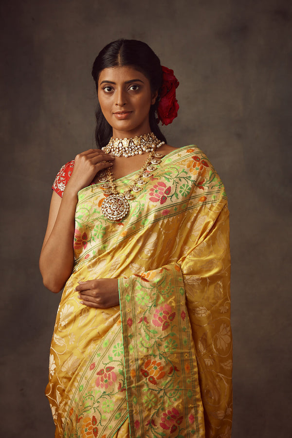 Yellow Saree With Unstitched Blouse