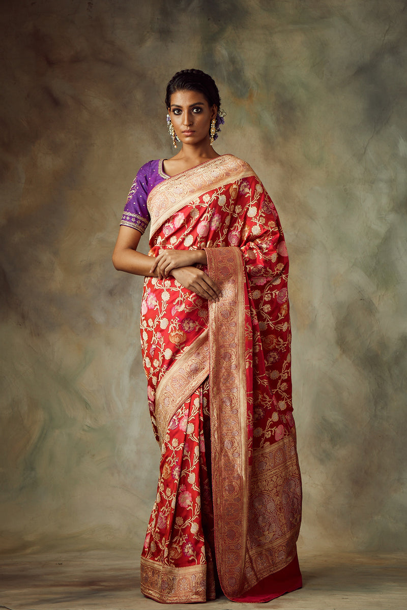 Fuschia Pink Saree With Unstitched Blouse