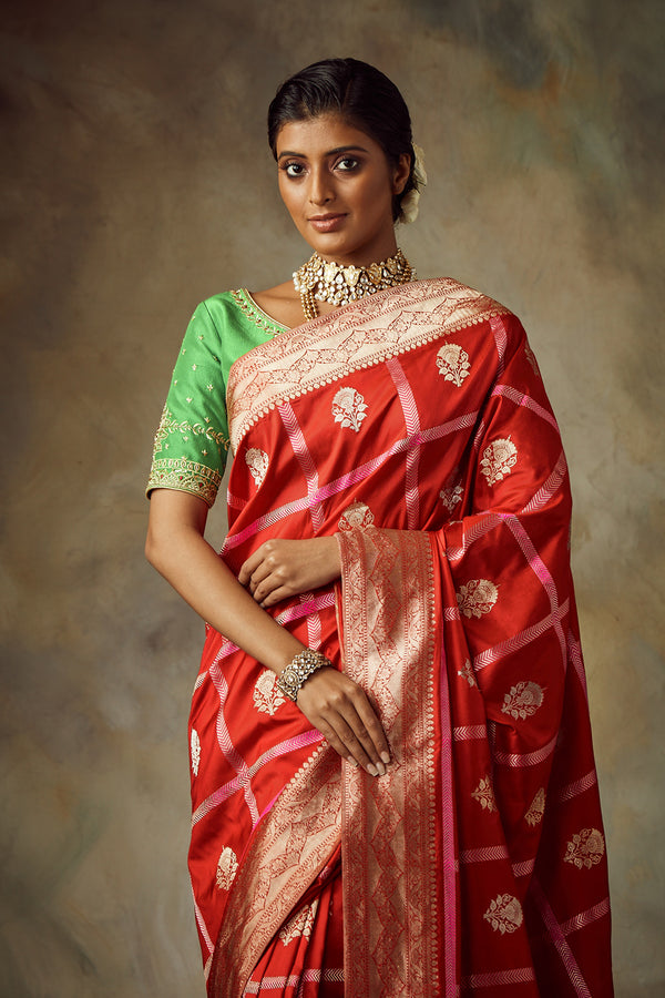 Red Saree With Unstitched Blouse