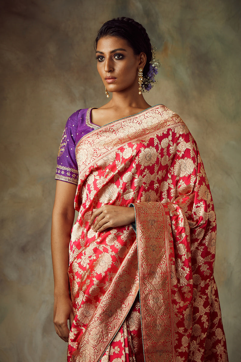 Magenta Saree With Unstitched Blouse