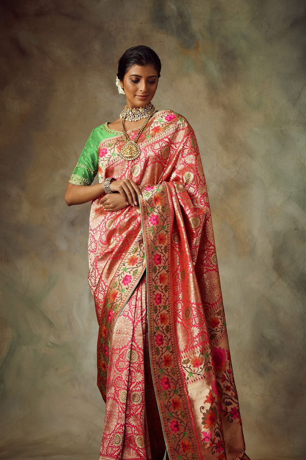 Fuschia Saree With Unstitched Blouse